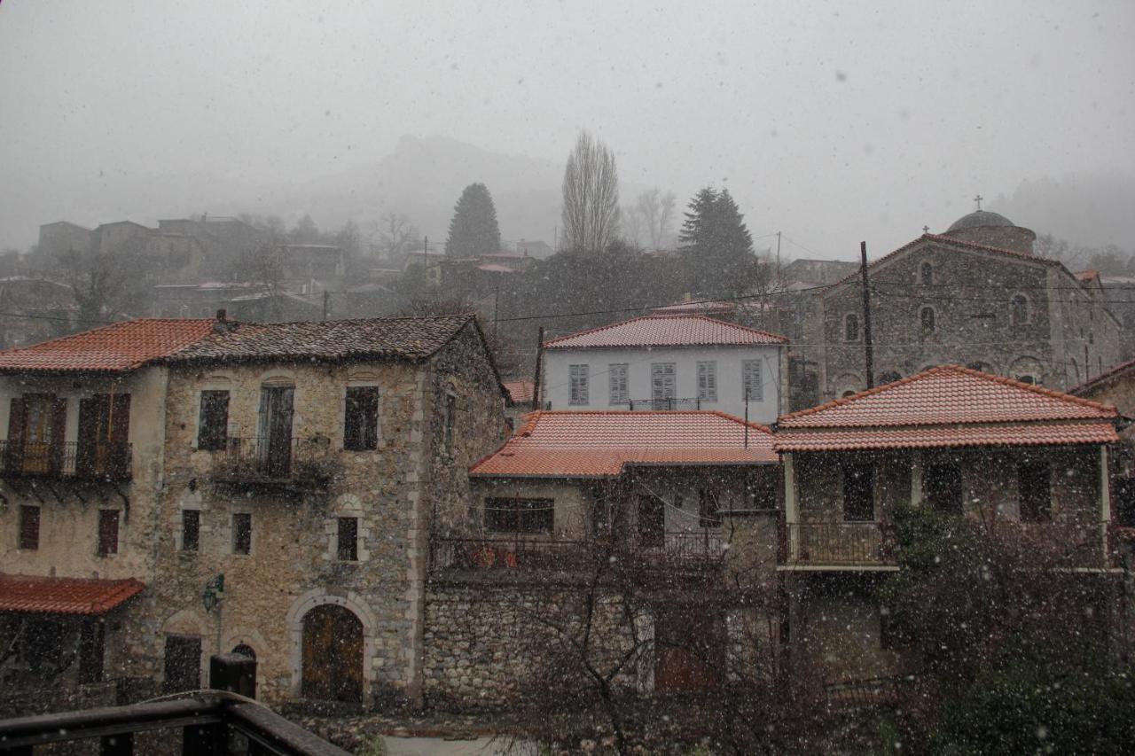 Tsarbou Guesthouse Stemnitsa Buitenkant foto