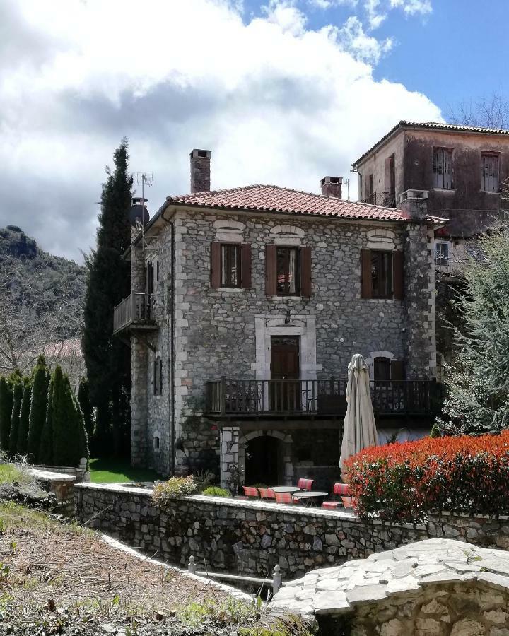 Tsarbou Guesthouse Stemnitsa Buitenkant foto